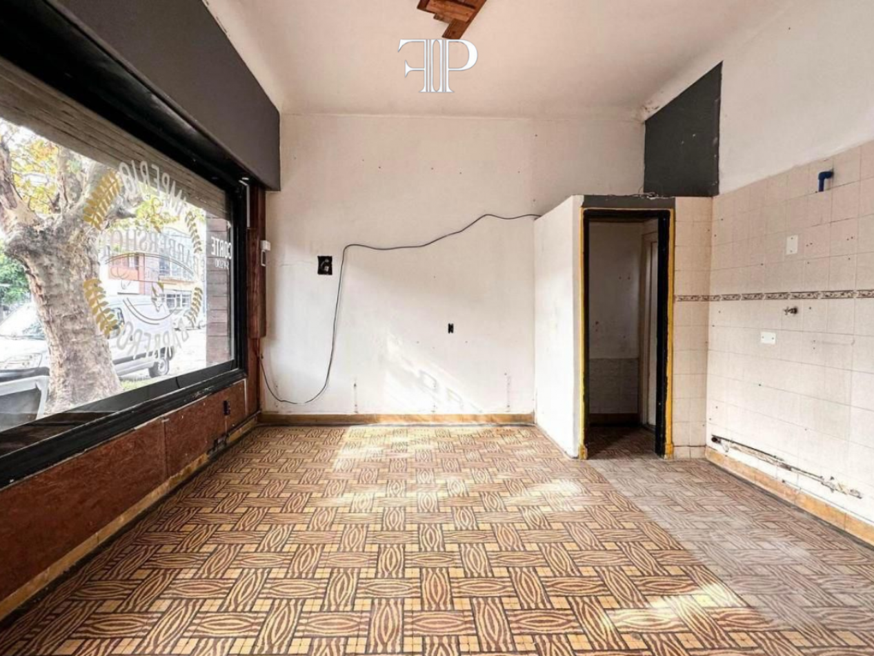 Venta Local Comercial a la Calle Zona San Juan 