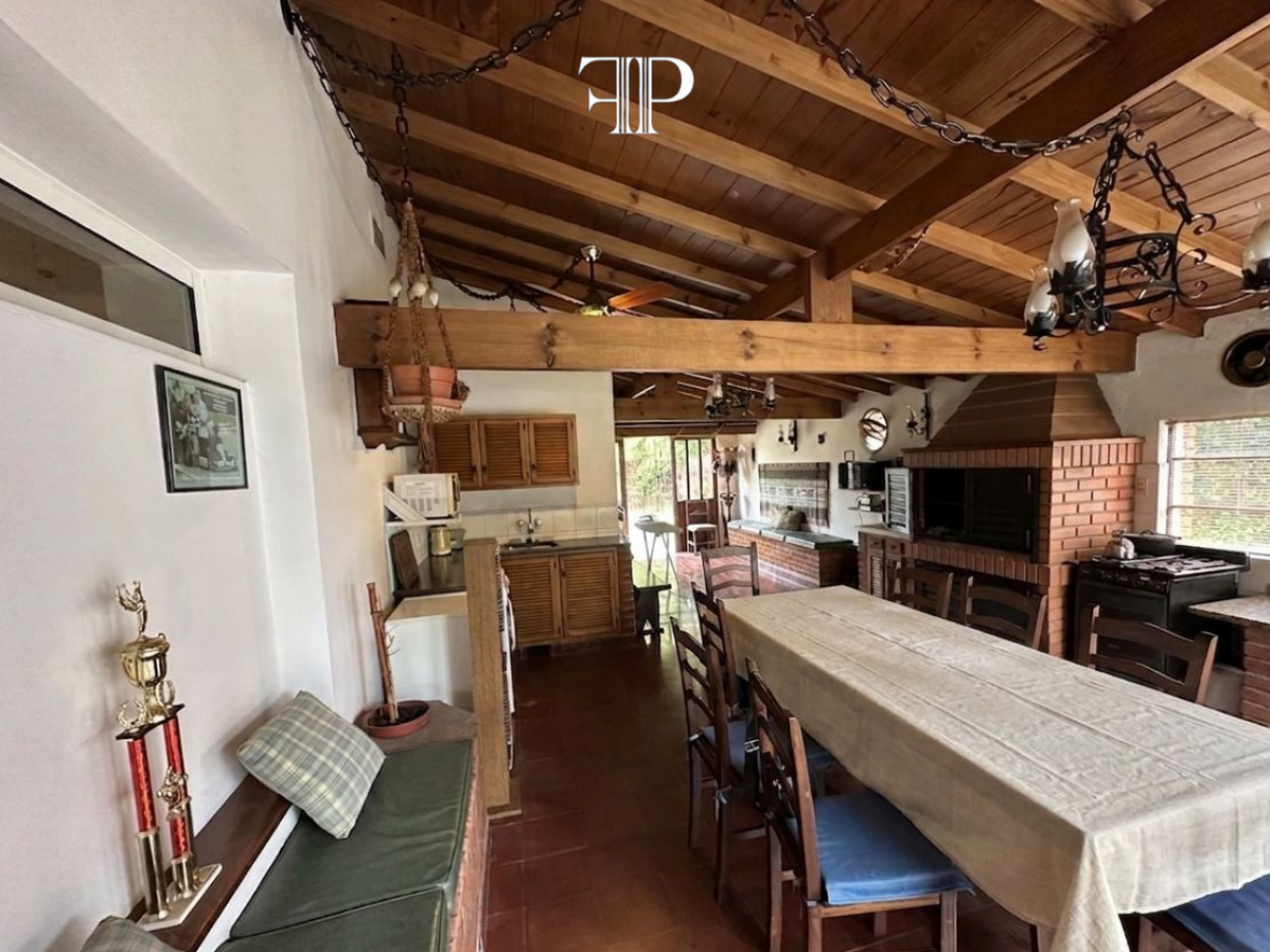 Venta Propiedad Villa Primera 