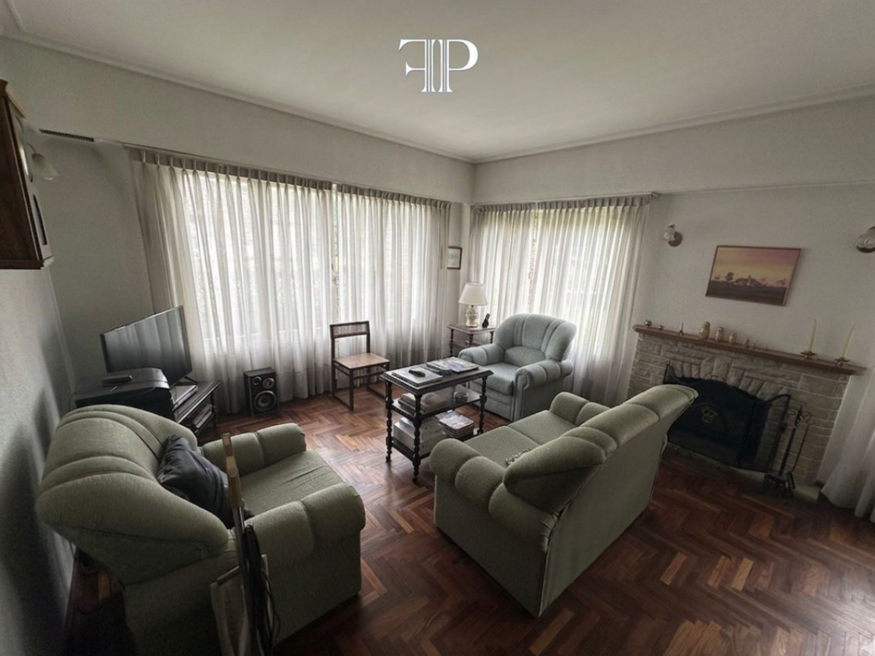 Venta Propiedad Villa Primera 