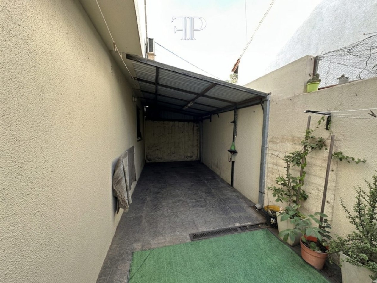 Venta de Duplex en Barrio Villa Primera