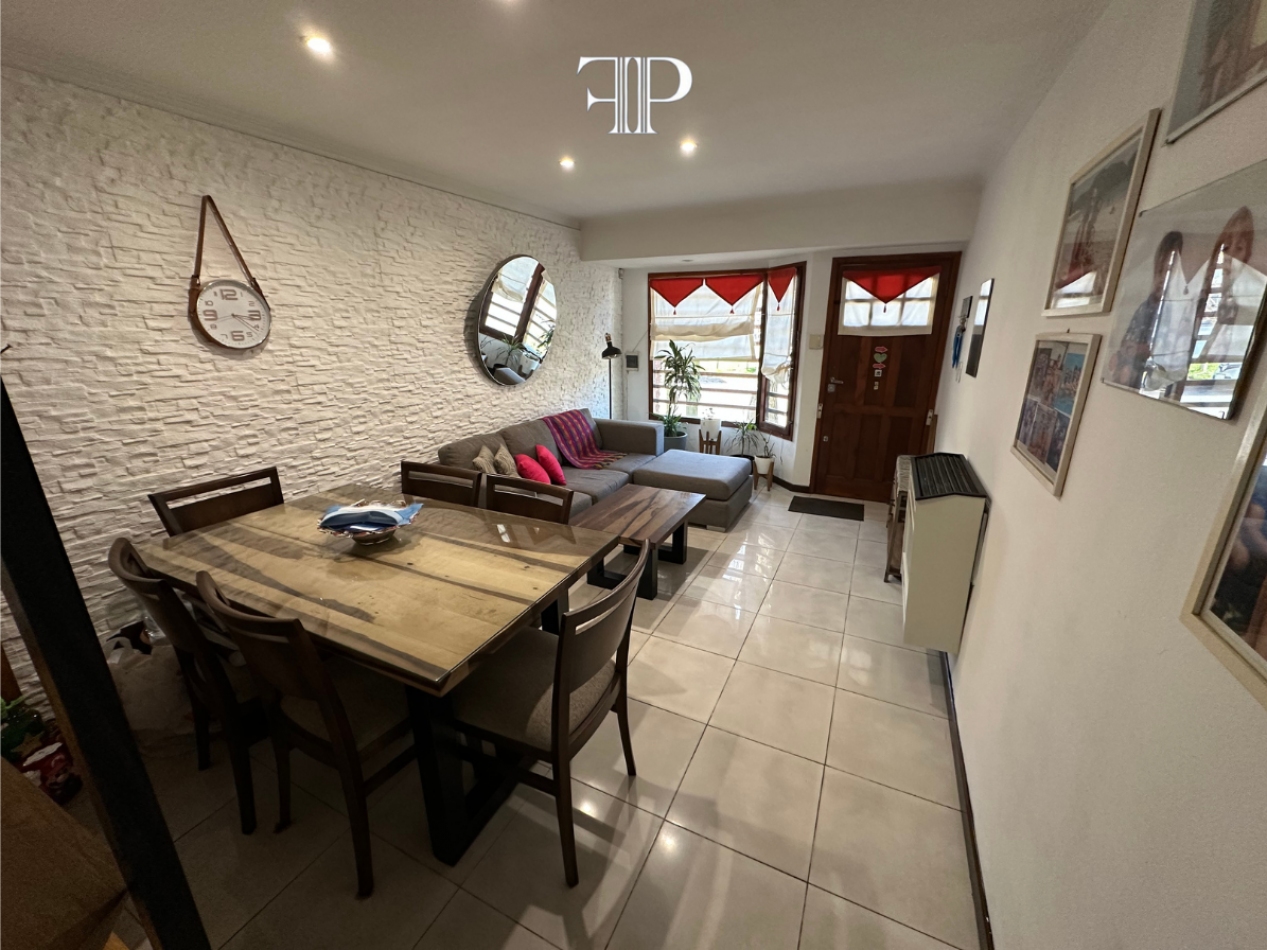 Venta de Duplex en Barrio Villa Primera