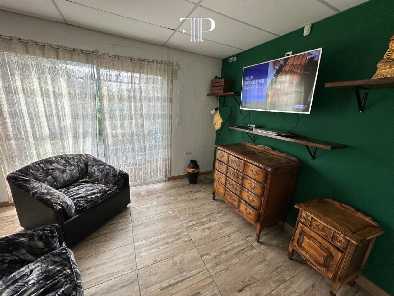 Casa en Zona Los Acantilados 