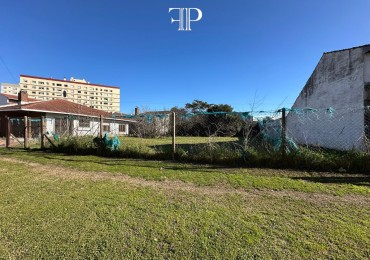 Terrenos en Venta en Mariano Acosta entre Alberti y Gascon